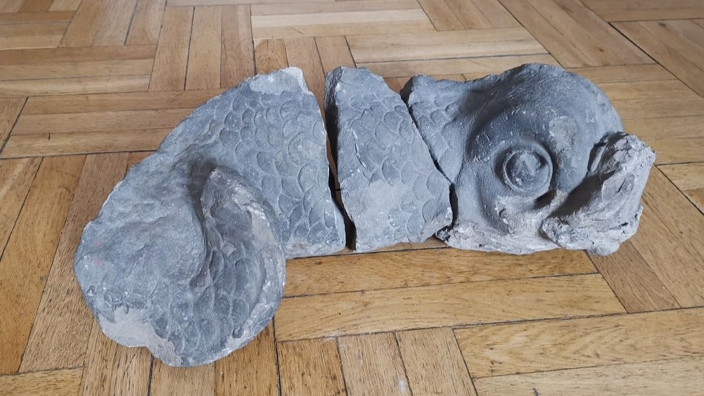 Delfin z fontanny Neptuna odnaleziony? Krok do odtworzenia rzeźby!