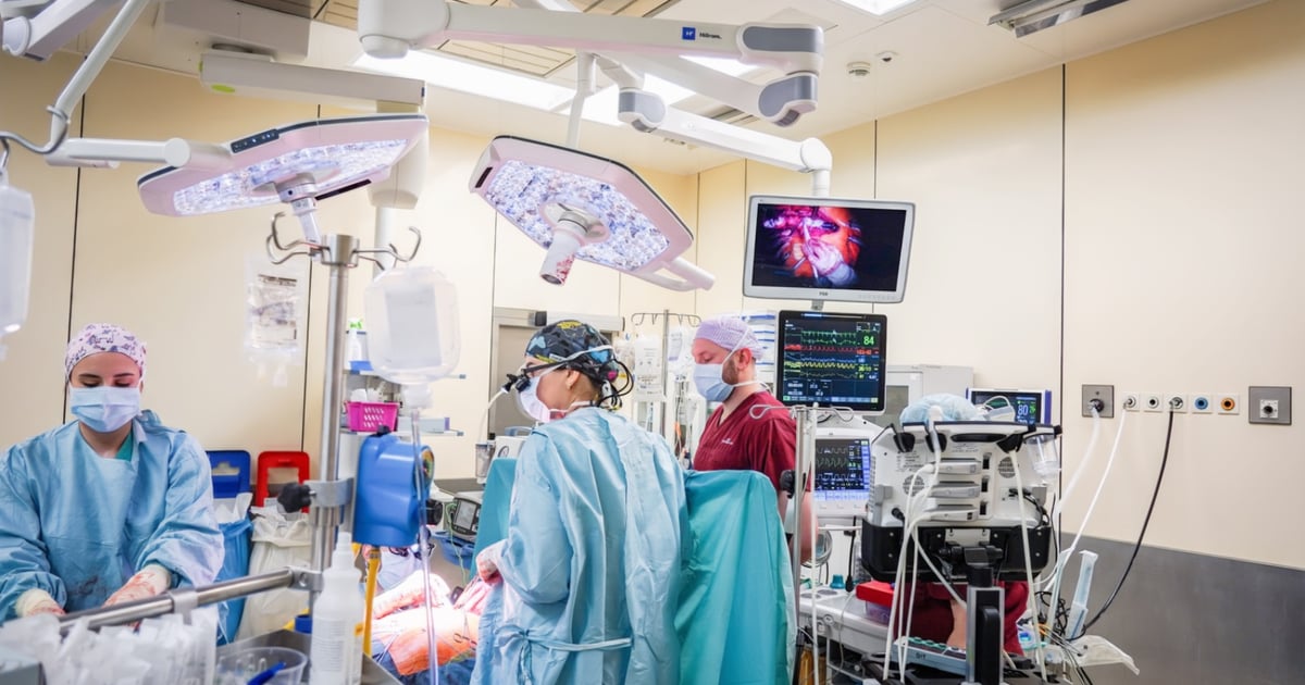 200 przeszczepów serca we Wrocławiu: "To światowy poziom"