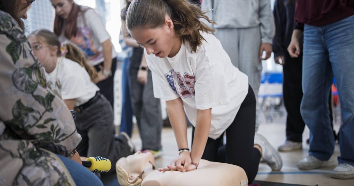 Najważniejsze, to się nie bać. Setka dzieci przeszła kurs pierwszej pomocy