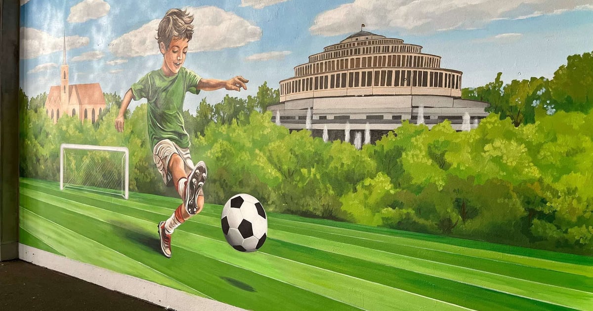 Mural na Tarczyński Arena Wrocław. Okazją jest Finał Ligi Konferencji UEFA [ZDJĘCIA]