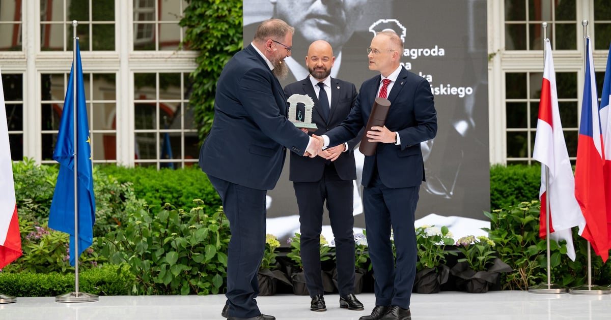 Wręczono Nagrodę Jana Nowaka-Jeziorańskiego. Laureatem Auschwitz-Birkenau