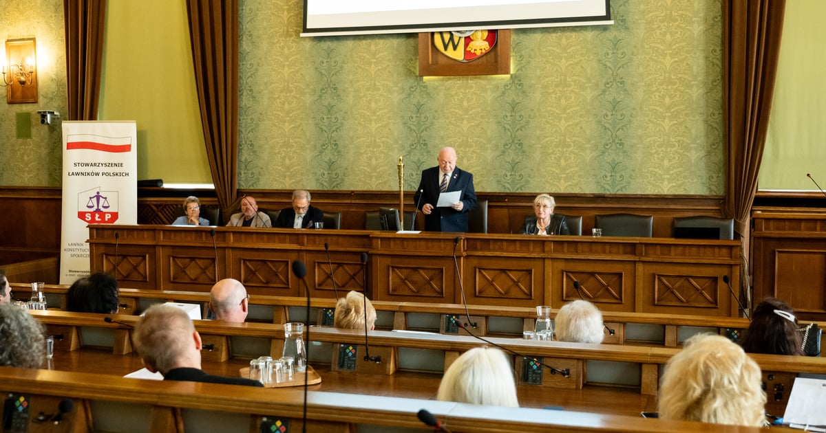 Dzień Ławnika we Wrocławiu: Sędziowie społeczni - empatyczni, doświadczeni, potrzebni
