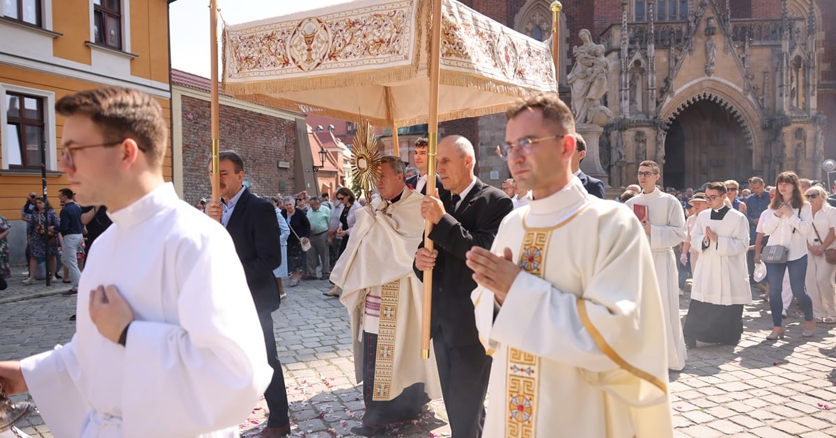 Uroczystość Bożego Ciała we Wrocław: sprawdź, którędy przejdzie największa procesja