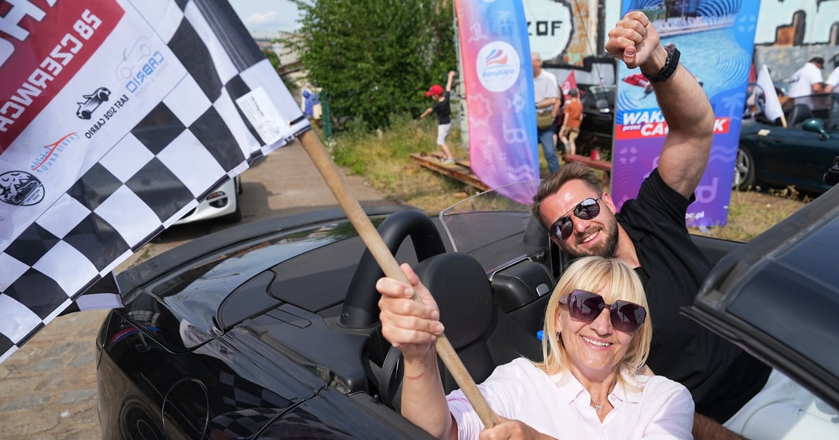 Charytatywny Rajd Cabrio dotarł do mety, czyli do Zajezdni Popowice