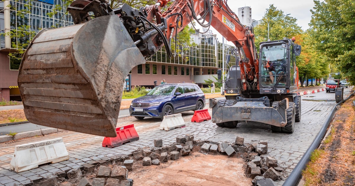 Remont start! Ruszyły prace na ul. Powstańców Śląskich [ZDJĘCIA]
