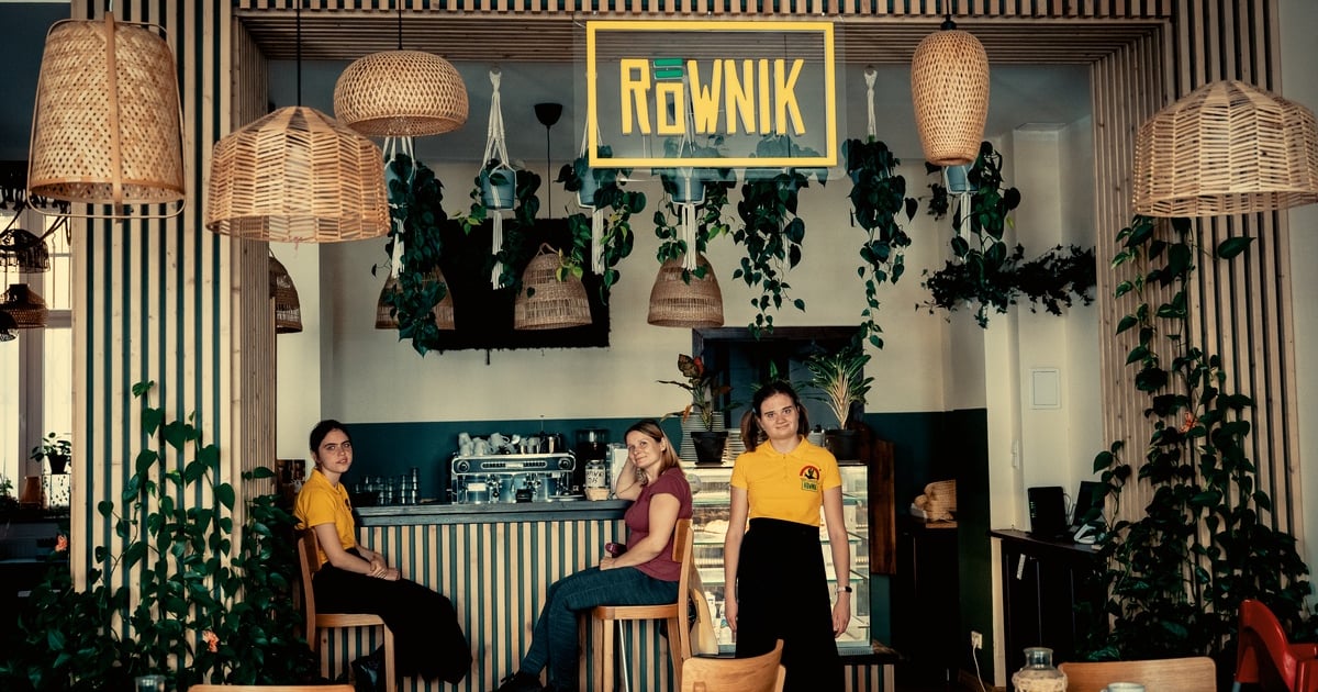 Kawiarnia Cafe Równik zaprasza turystów, wycieczki i wrocławian