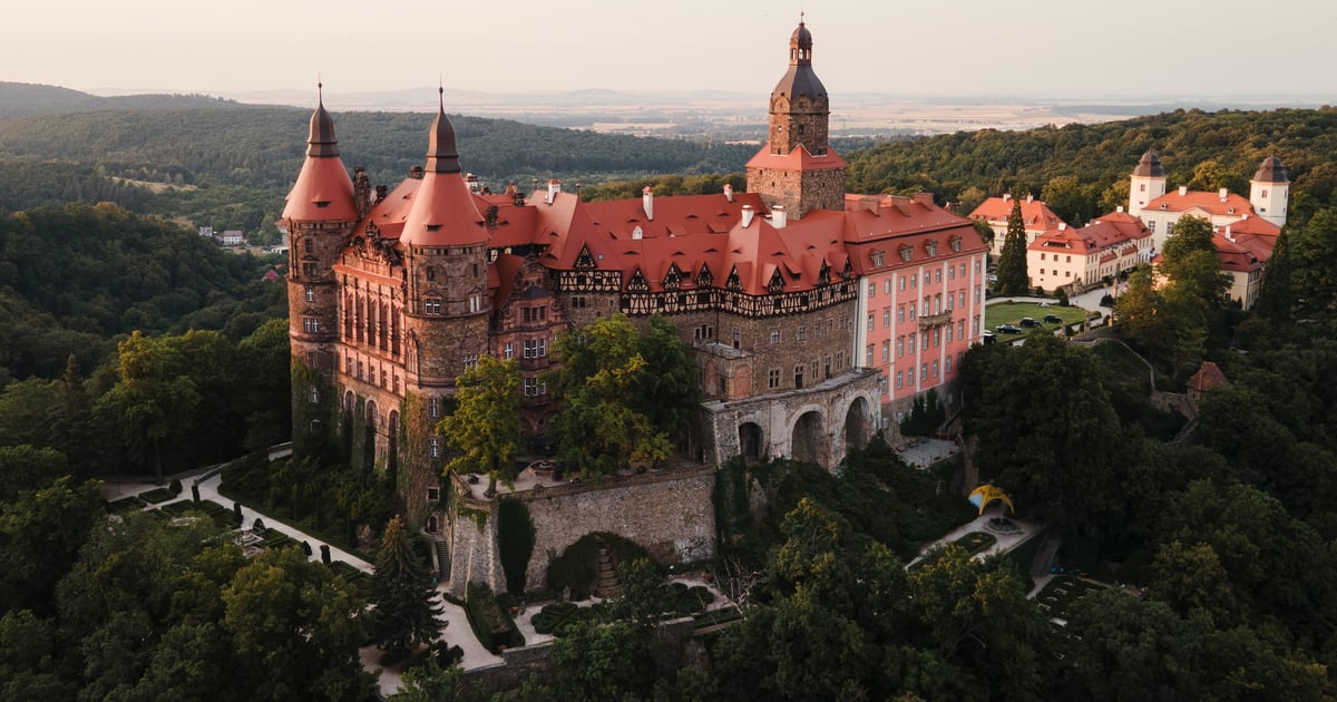Złoty pociąg na Festiwalu Tajemnic w Książu. Pomysł na weekend blisko Wrocławia