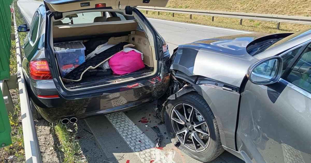 Korek na A4. Pod Wrocławiem zderzenie samochodów i wypadek motocyklisty