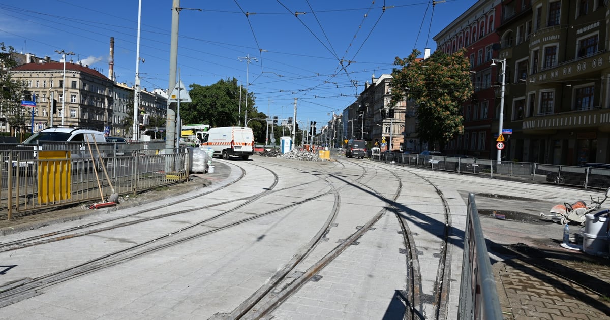 Otwarcie skrzyżowania Pomorska/Dubois po remoncie. W sobotę wracają tramwaje