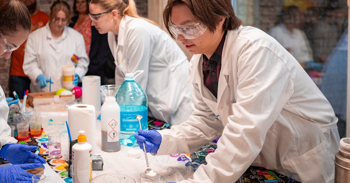 Trwa Dolnośląski Festiwal Nauki. Odwiedziliśmy Miasteczko Naukowe