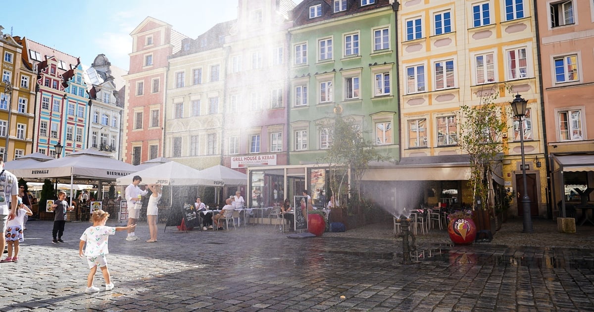 Wrześniowe upały. Wrocław uruchamia kurtyny wodne