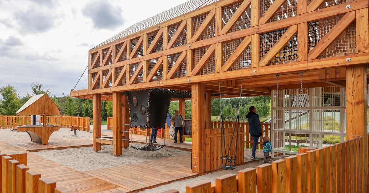 Zagroda pełna atrakcji. Co skrywa nowa część placu zabaw w Parku Tysiąclecia?