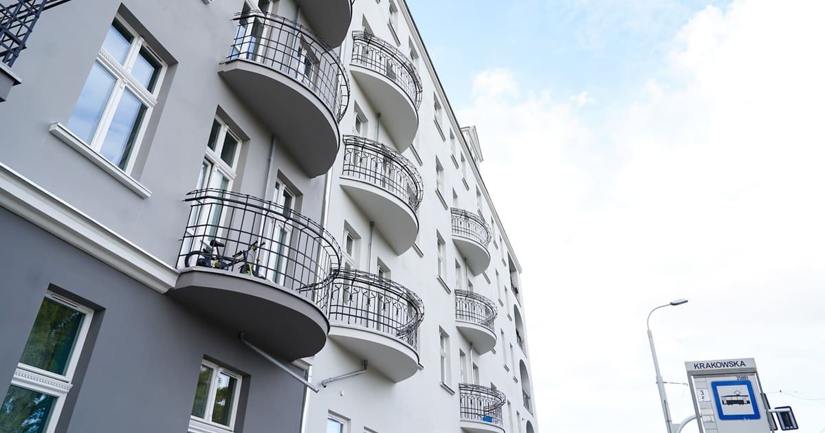 Przedmieście Oławskie. Kamienice przy Krakowskiej 25 i 27 po remoncie