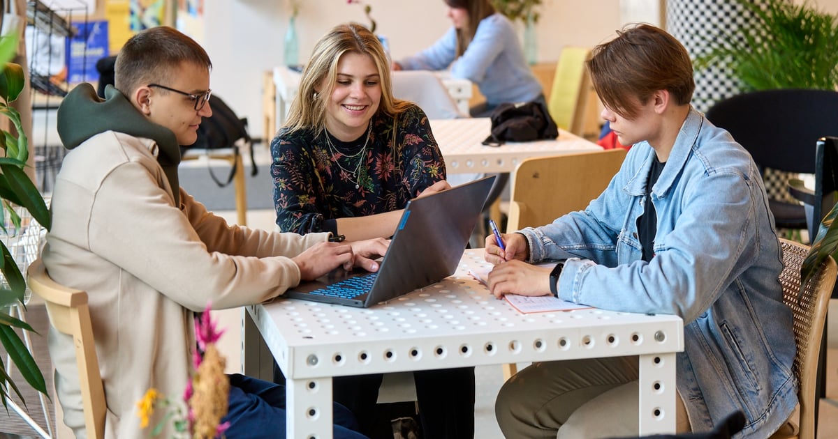 Darmowy internet w kawiarni? Używaj z głową - lekcja 1 z 12 o bezpieczeństwie