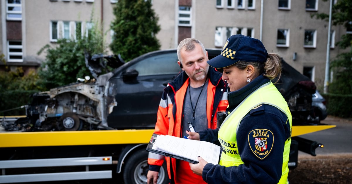 Miasto czyści ulice z wraków. Zniknie 100 starych aut