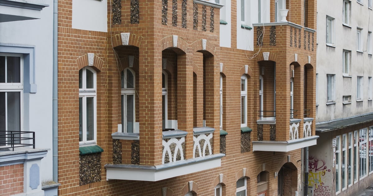 Oto kolejna odnowiona fasada kamienicy z Ołbina [ZDJĘCIA]