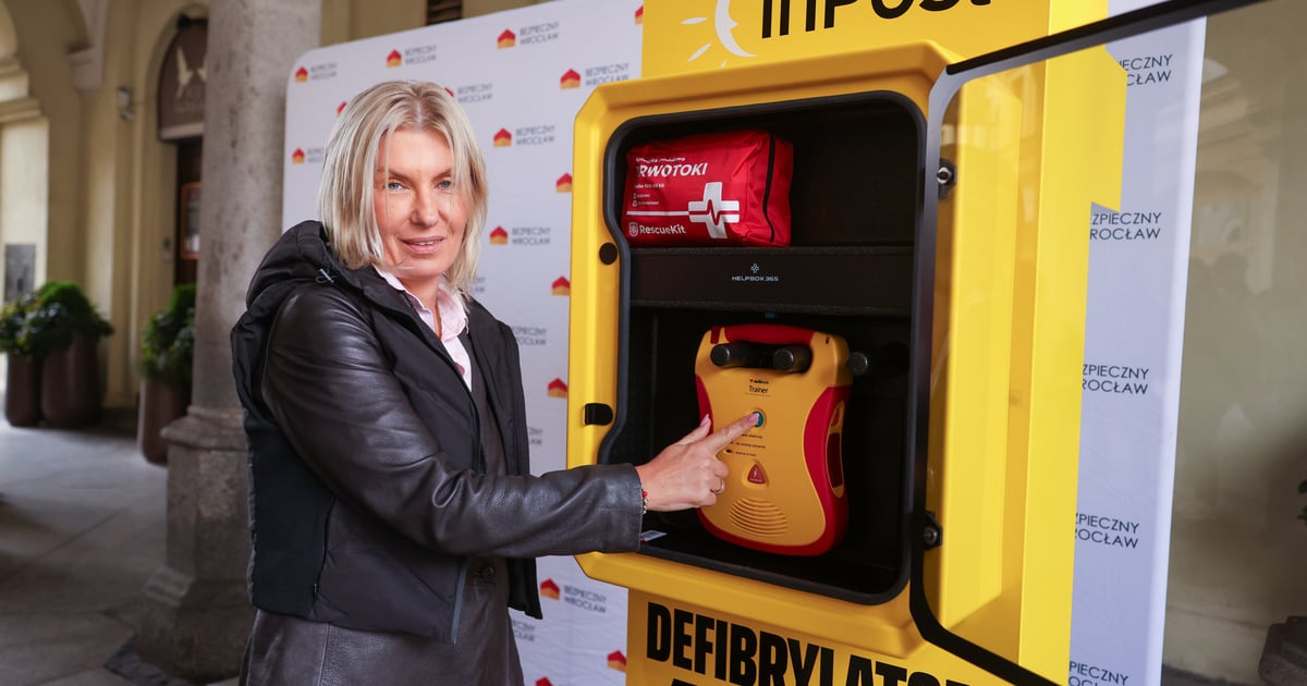 Wrocław instaluje AED na paczkomatach: Defibrylatory ratują życie