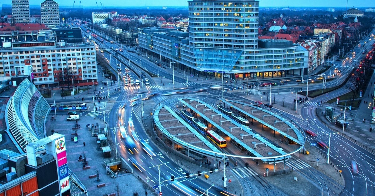 Utrudnienia na pl. Grunwaldzkim w weekend. Dźwig zajmie jezdnię