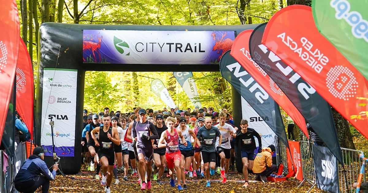 Biegacze rywalizowali w CITY TRAIL w Lesie Osobowickim. Znajdź się na zdjęciach