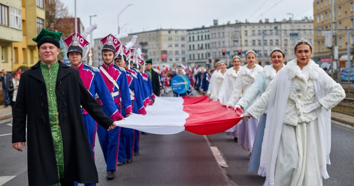 Radosna Parada Niepodległości. W tym roku przejdzie nową trasą