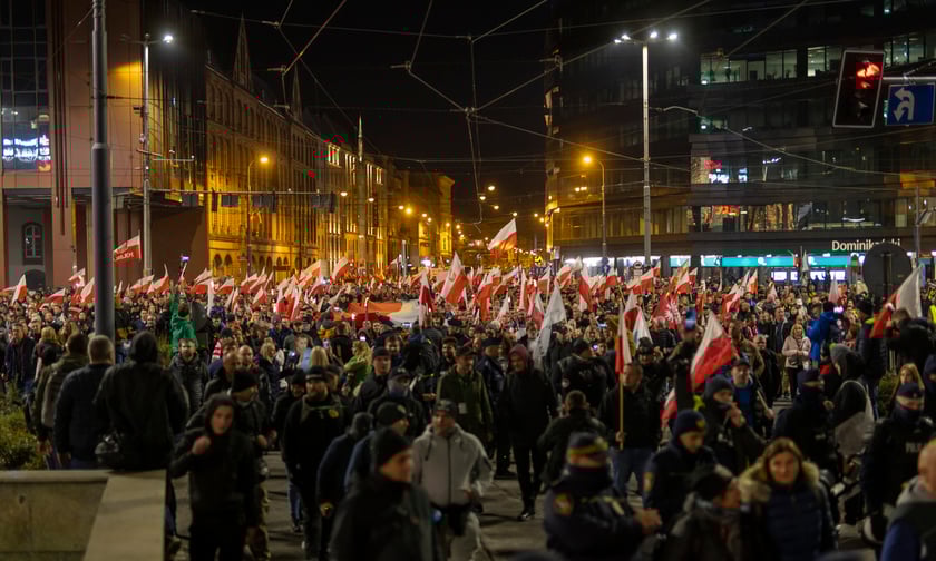 Marsz 11 listopada. Utrudnienia dla komunikacji zbiorowej