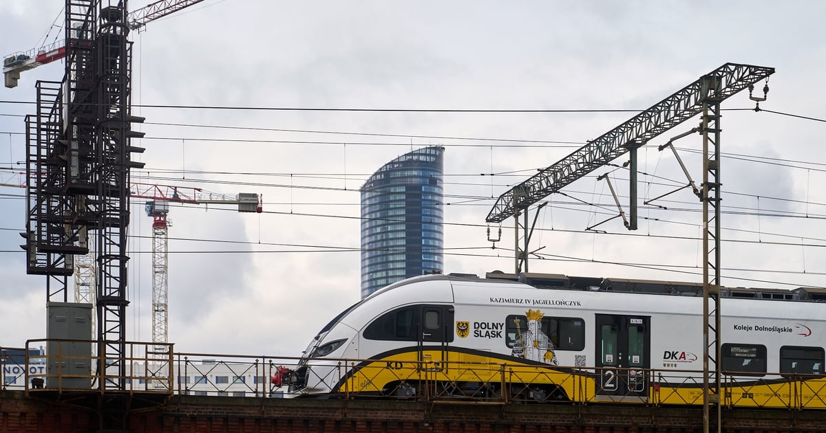 Opóźnienia pociągów na Dworcu Głównym we Wrocławiu. choćby do 80 minut