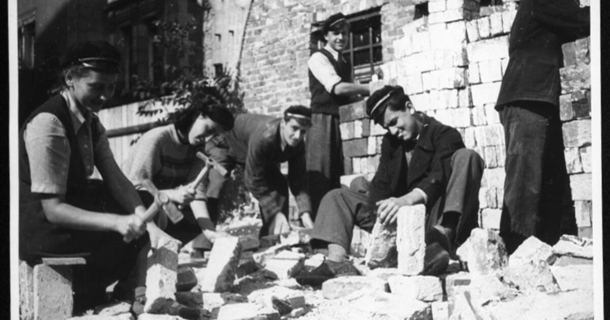 80 lat polskiego Wrocławia: Wykładowcy i studenci odbudowali uczelnie z gruzów [ROZMOWA]