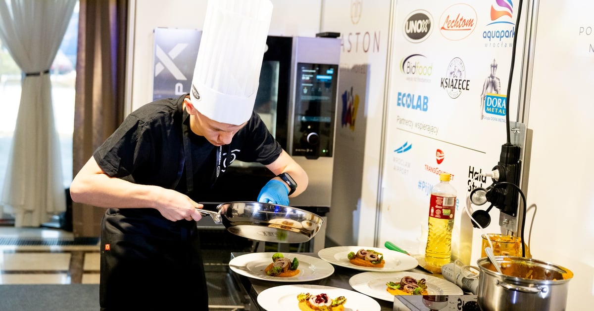 Czarowanie pod okiem kulinarnych gwiazd. Zobacz zmagania młodych kucharzy | GALERIA