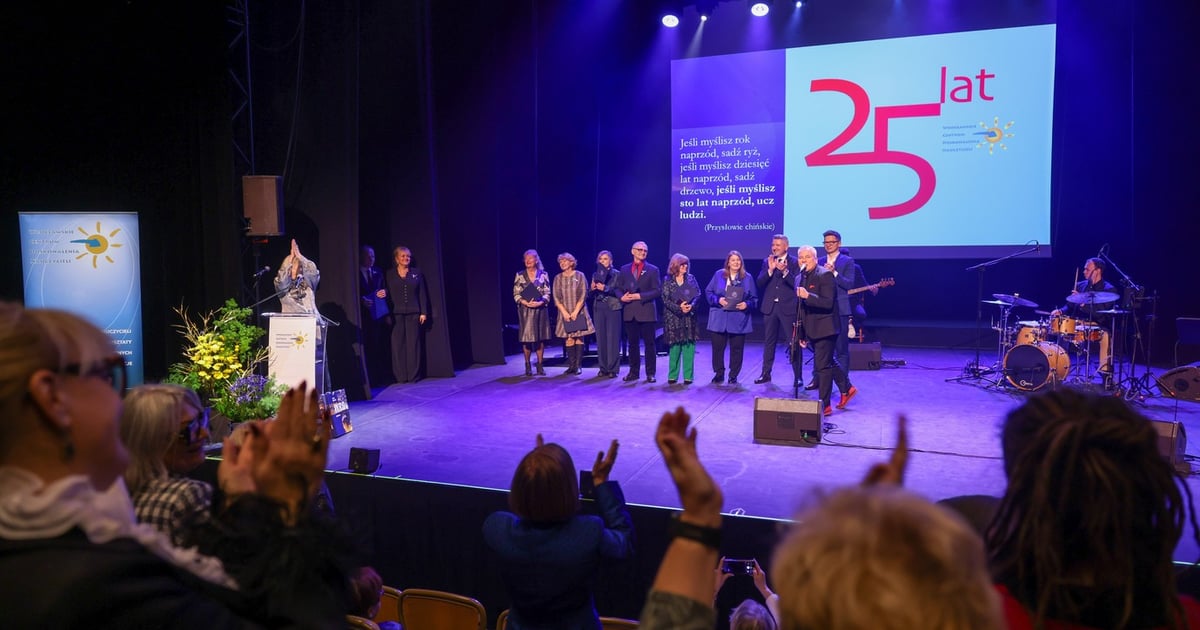 Uroczystość 25-lecia Wrocławskiego Centrum Doskonalenia Nauczycieli | ZDJĘCIA