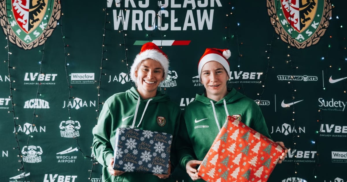 Piłkarki i piłkarze Śląska Wrocław przygotowali „Szlachetną paczkę”