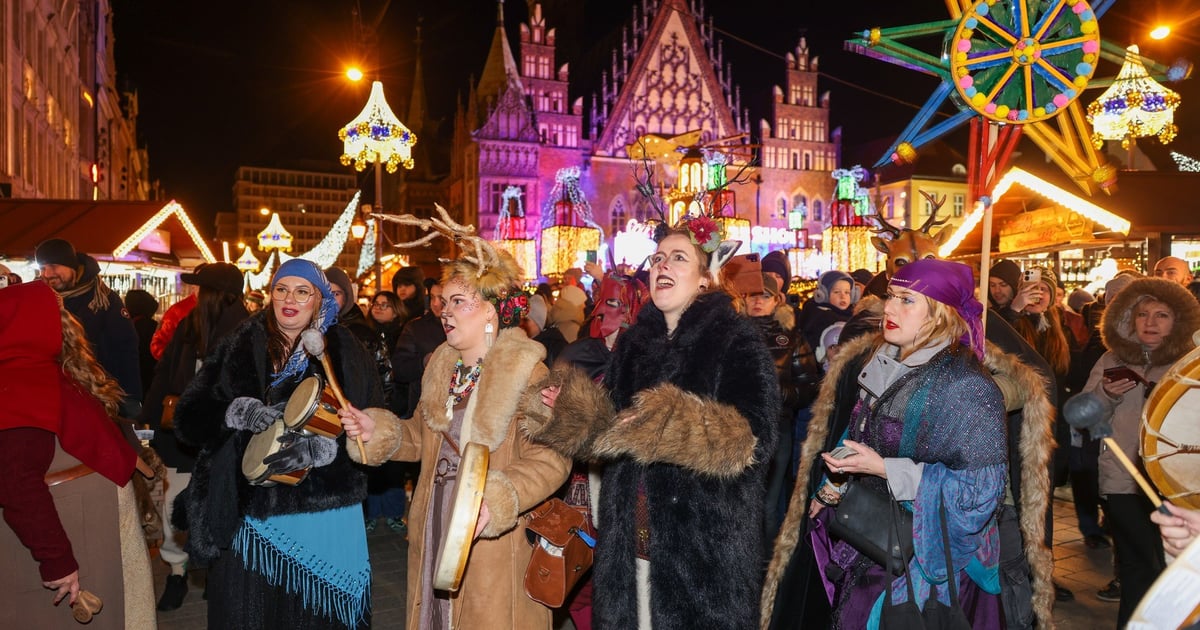 II Wrocławski Orszak Kolędniczy. Zobaczcie zdjęcia | GALERIA