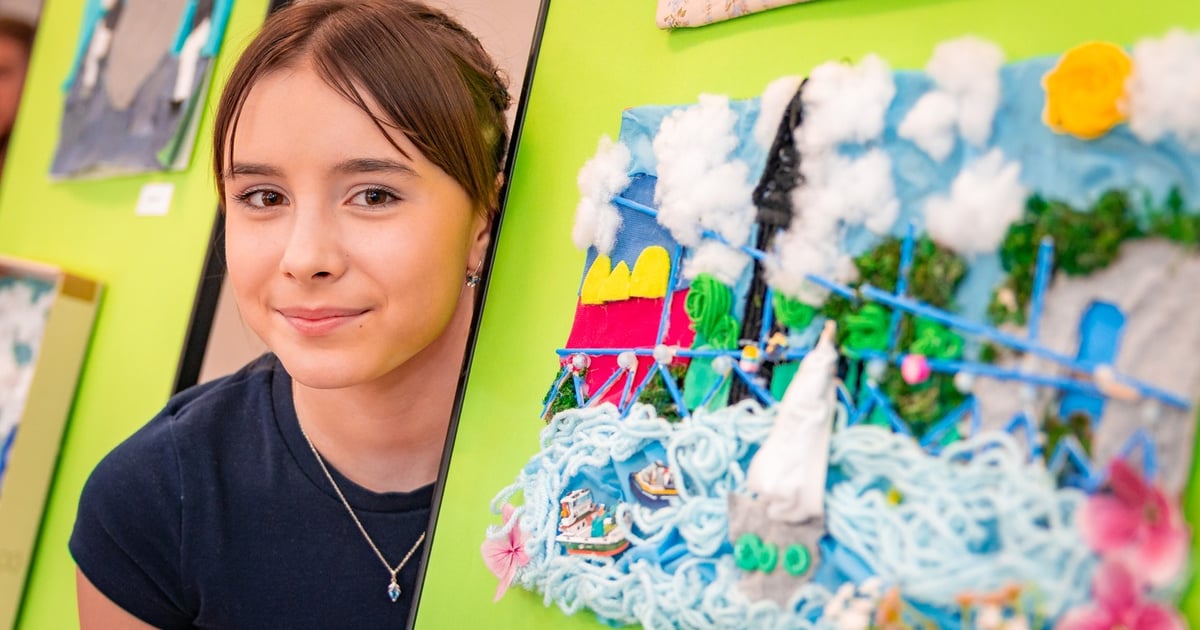 Wrocław z recyklingu. Niezwykły wernisaż w MDK Fabryczna [GALERIA]