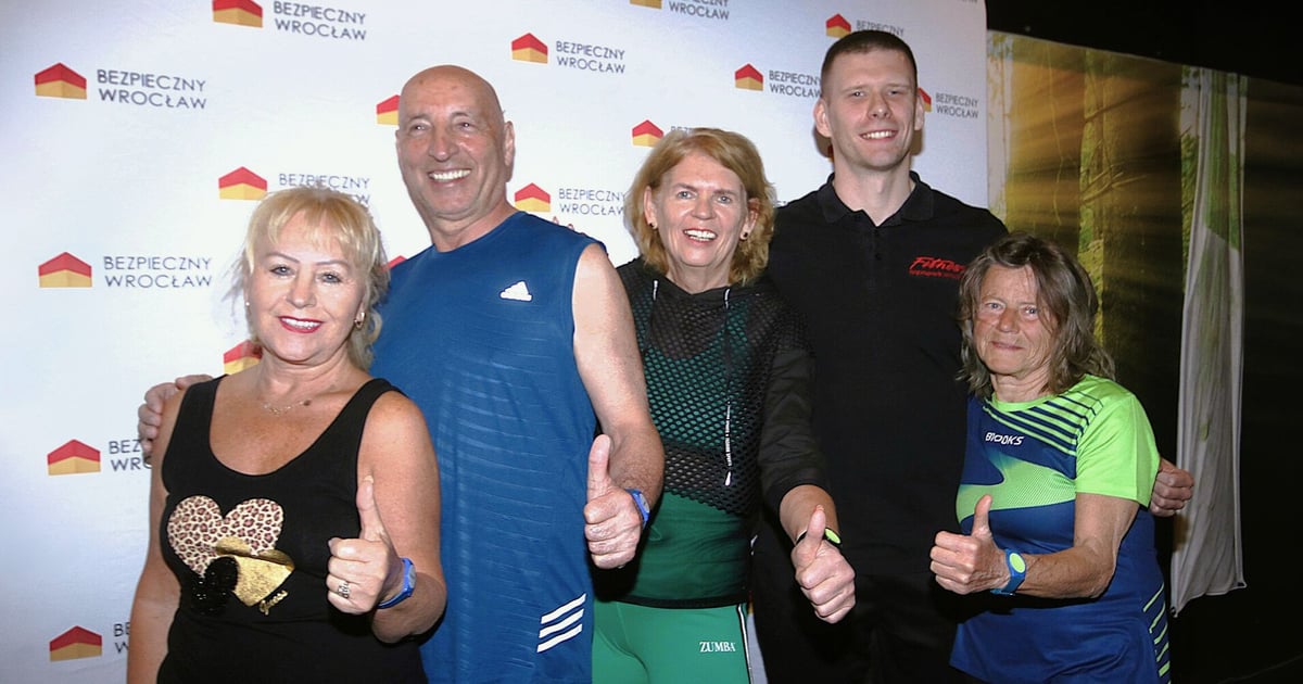 „Bezpieczny Senior” w Aquaparku. Zajęcia wchodzą na stałe!