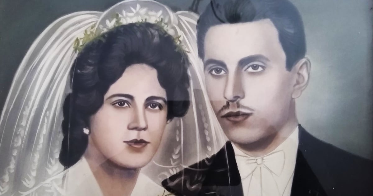 Ocalić od zapomnienia. Wystawa „Monidła – portret ślubny” GALERIA