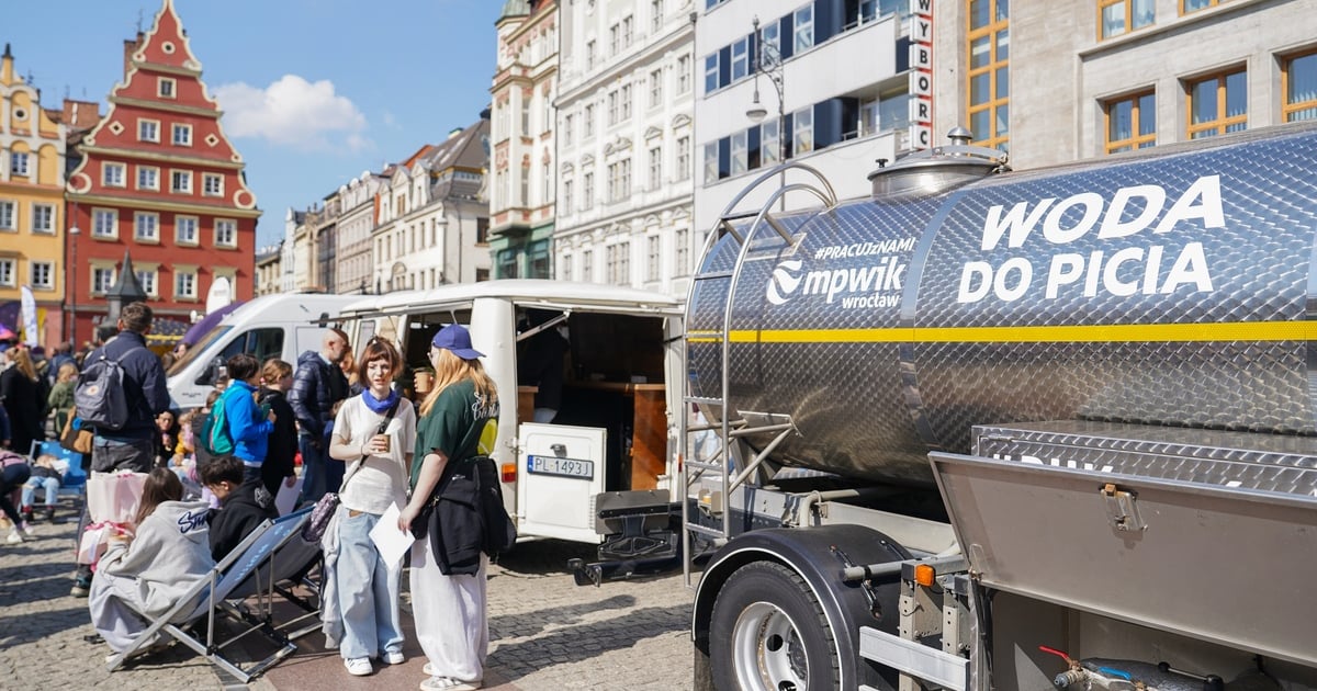 Światowy Dzień Wody na Pl. Solnym: Dobra zabawa i spory łyk wiedzy