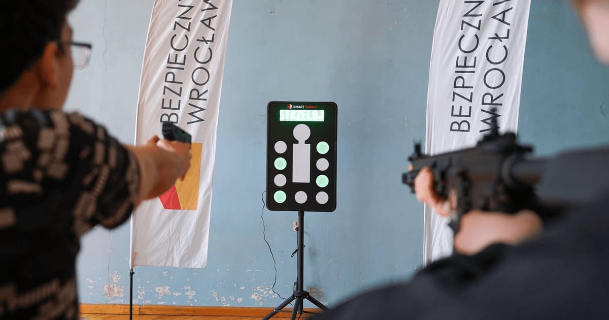 Ruszyły kolejne szkolenia z bezpieczeństwa we wrocławskich liceach