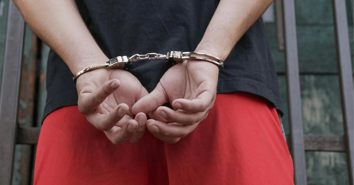 Kradł torebki i okradał mieszkania oraz domy. Podejrzany w rękach policji