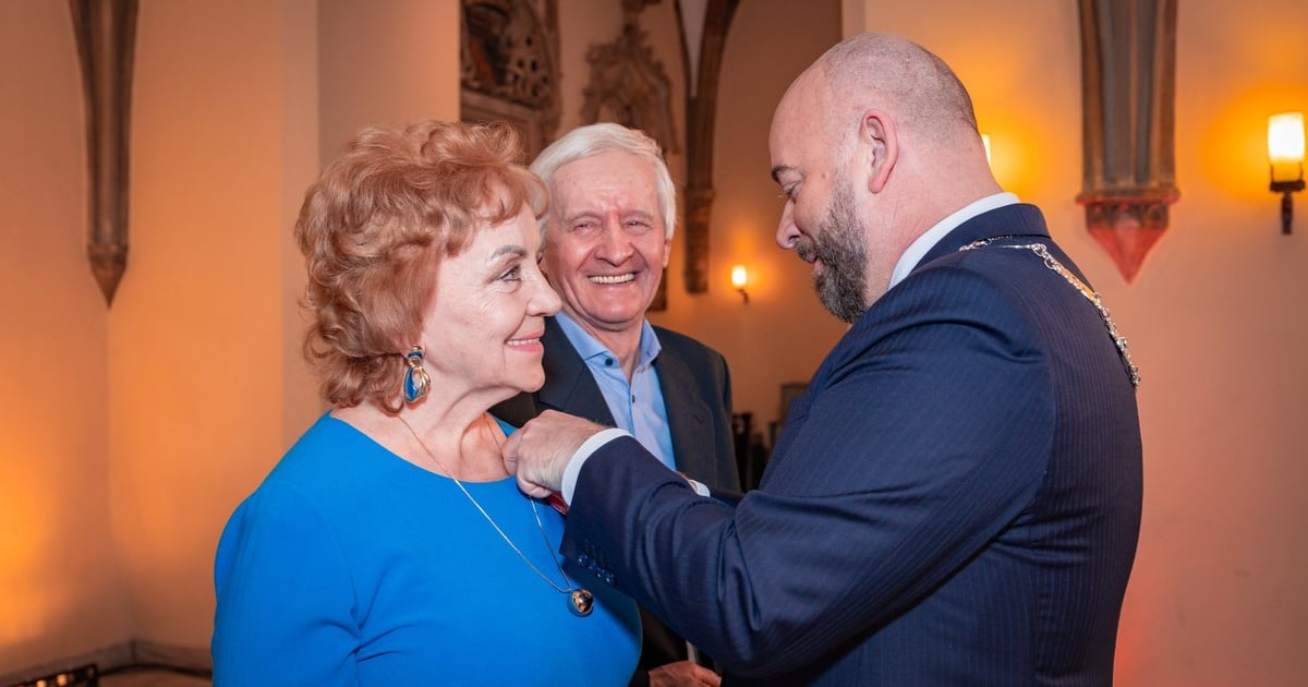 Jubilaci z Wrocławia odebrali medale za Długoletnie Pożycie Małżeńskie