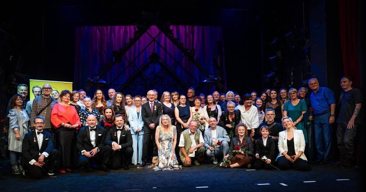 80-lecie Wrocławskiego Teatru Lalek. Podczas gali uhonorowano pracowników