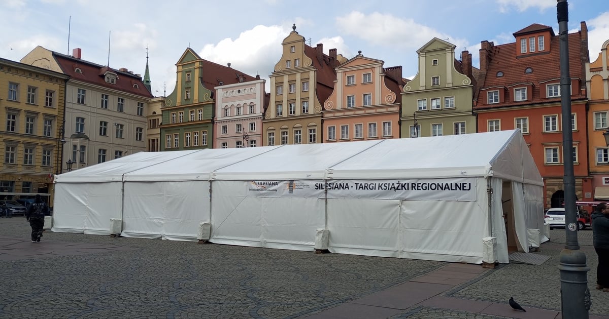 Targi Książki Regionalnej Silesiana 2025 na placu Solnym