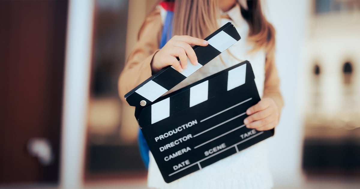 Ceniona reżyserka szuka dziewczynek, które zagrają siostry w jej nowym filmie