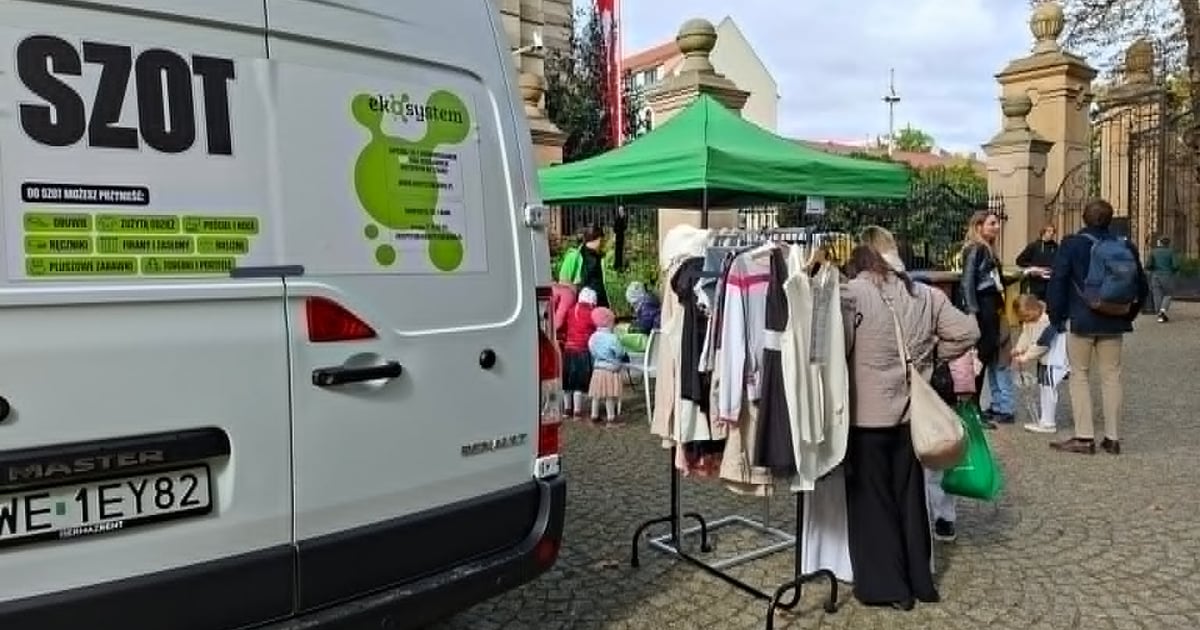 Wrocławianie coraz chętniej korzystają z mobilnej zbiórki odzieży. SZOT-y mają co robić!