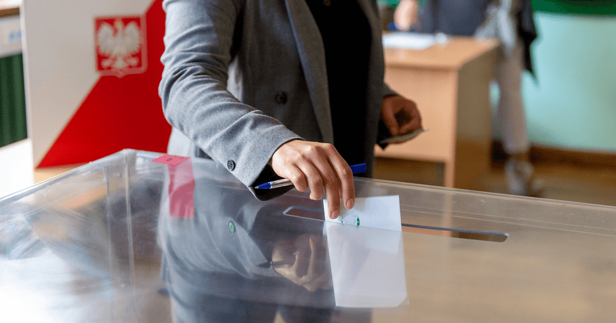 Jaki Odsetek Uprawnionych Do Głosowania Wziął Udział W Referendum Czy udział w referendum 15 października jest obowiązkowy? Sprawdź