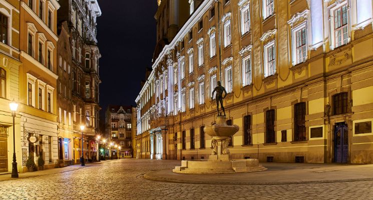 Plakat Nie deptać rynku! Spółdzielczy spacer z przewodnikami