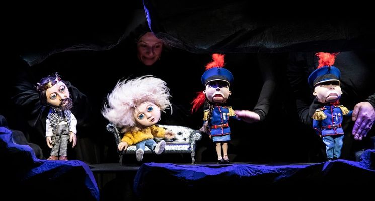 Plakat Ile żab waży księżyc | 5+