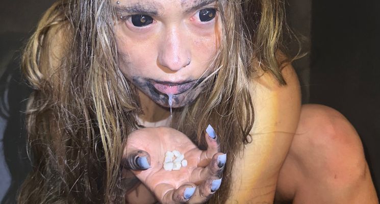 Plakat „Toksycore” – performans An Szopy