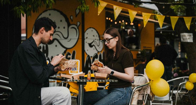 Plakat Pastrami weekend & spot amerykańskich aut