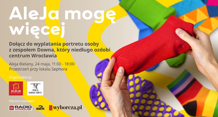 Plakat #AleJaMogęWięcej: stwórzmy dzieło z 13 tysięcy skarpetek