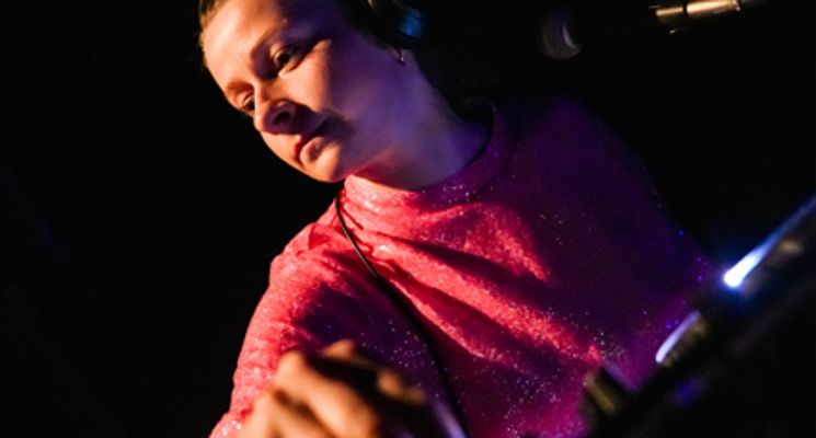 Plakat DJ-ski set dla rodzin DJ Myszka / 8. Przegląd Nowego Teatru dla Dzieci