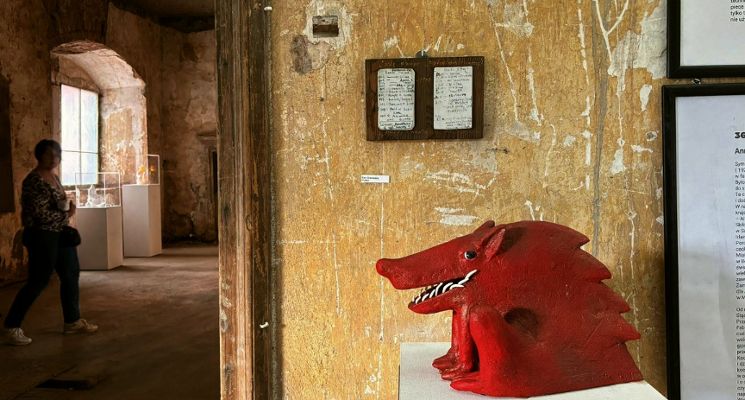 Plakat Wernisaż wystawy Porcelana Jeszcze Inaczej